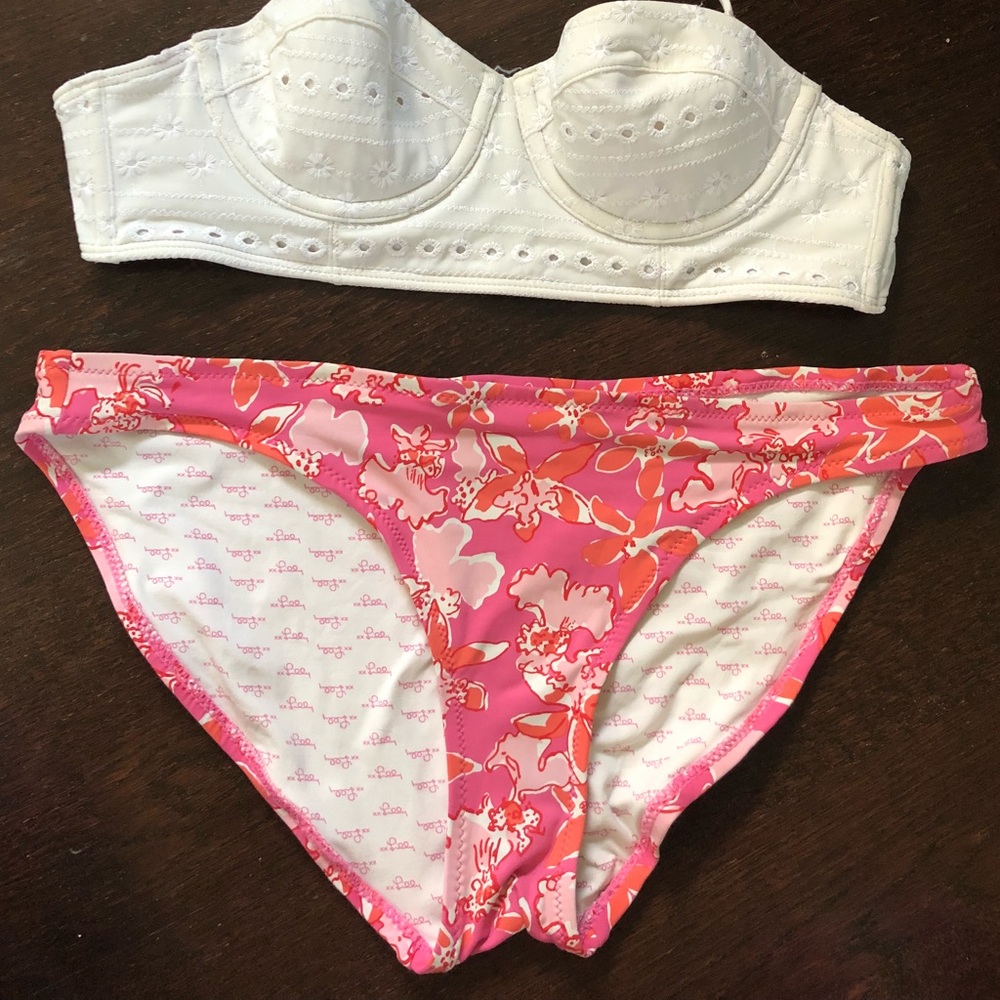 Lilly Pulitzer floral bikini bottoms 🌸